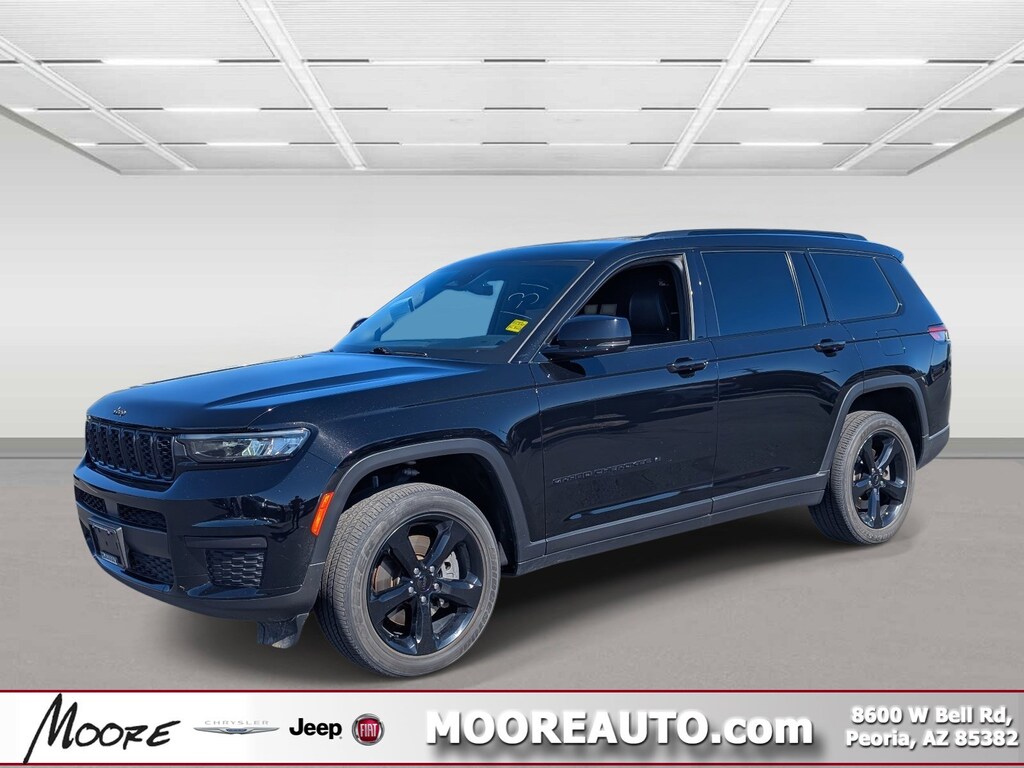 Used 2022 Jeep New Grand Cherokee Laredo SUV