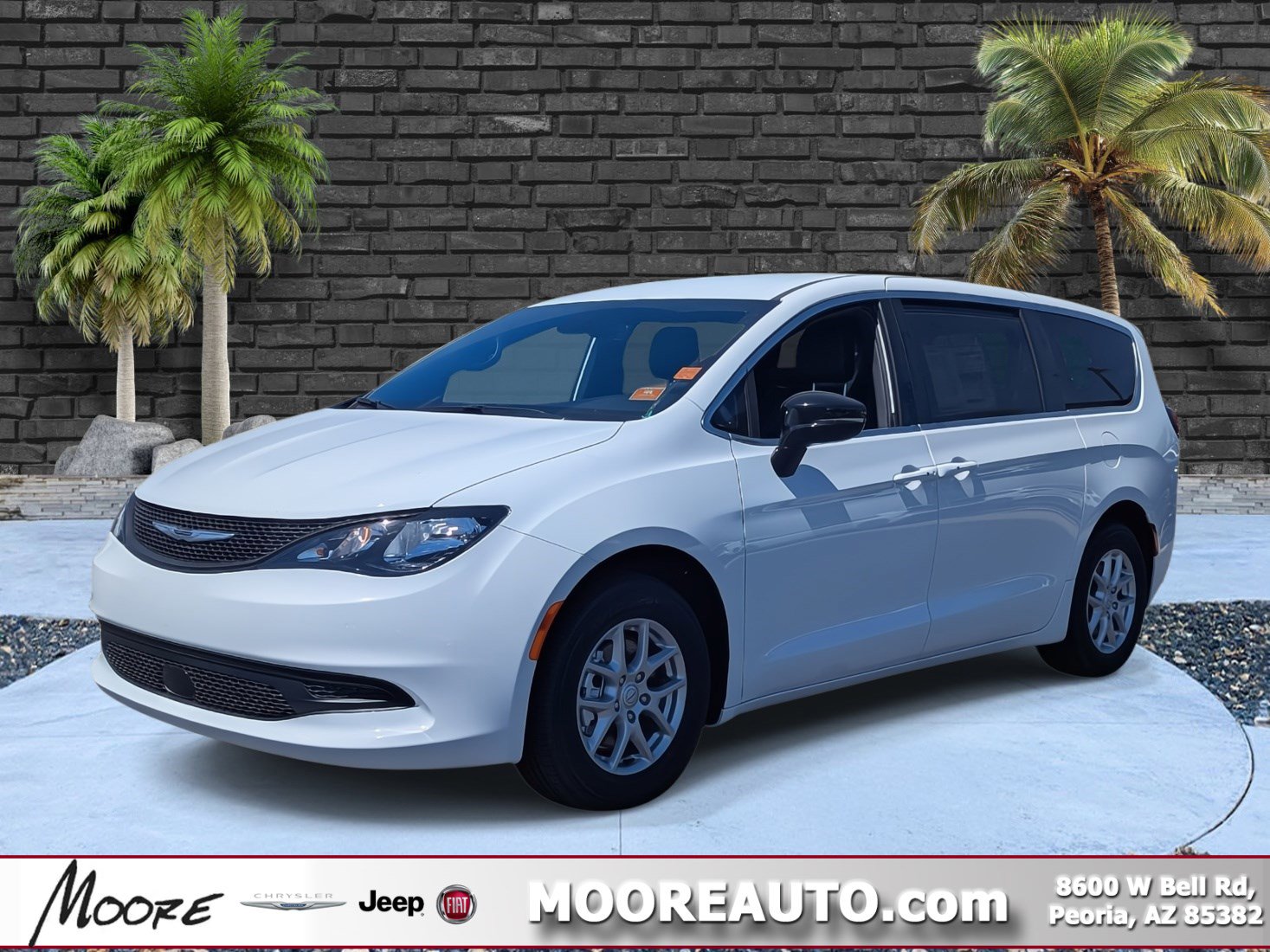 2025 Chrysler Voyager LX's photo