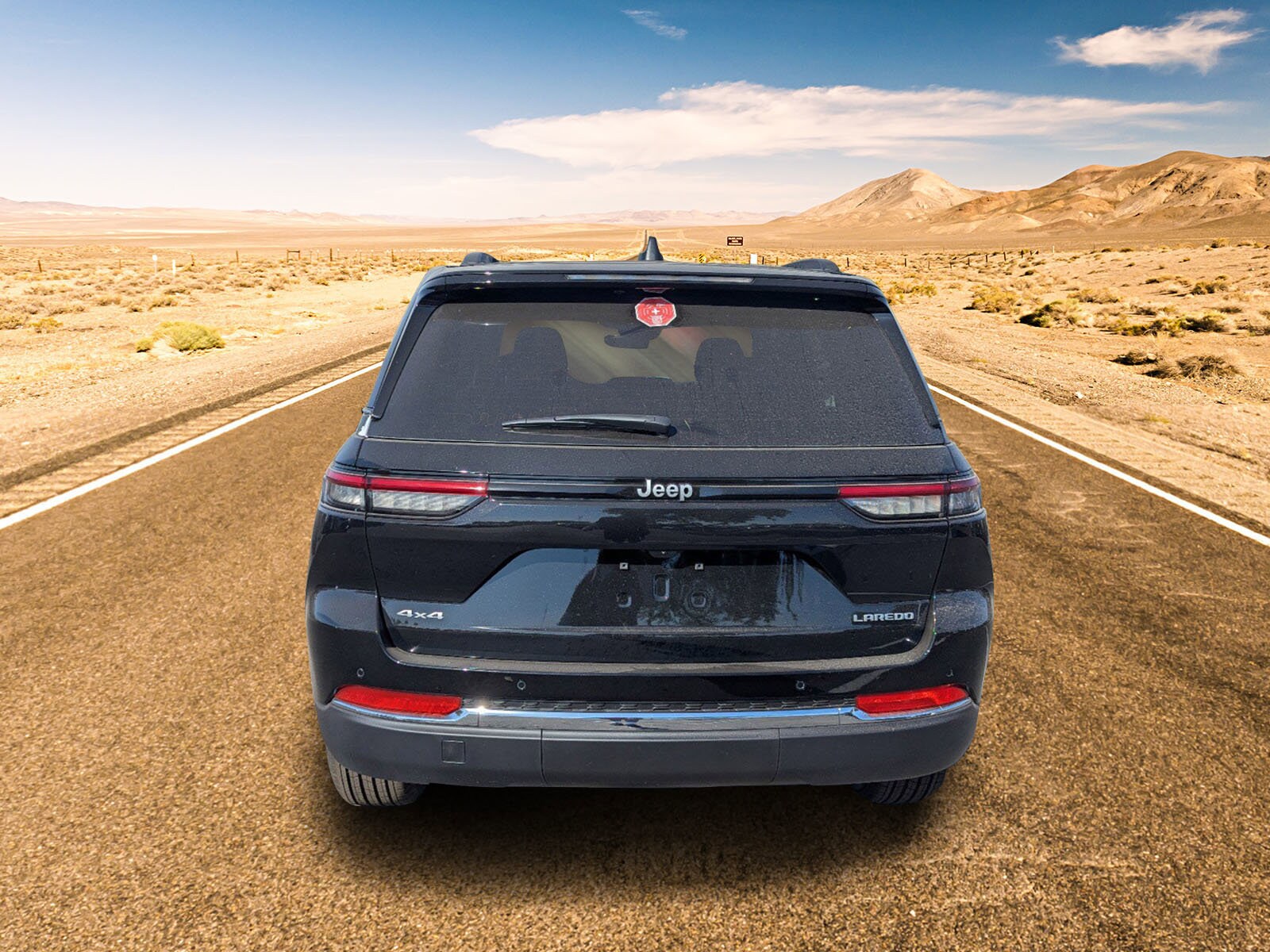 2025 Jeep Grand Cherokee Laredo X photo 4