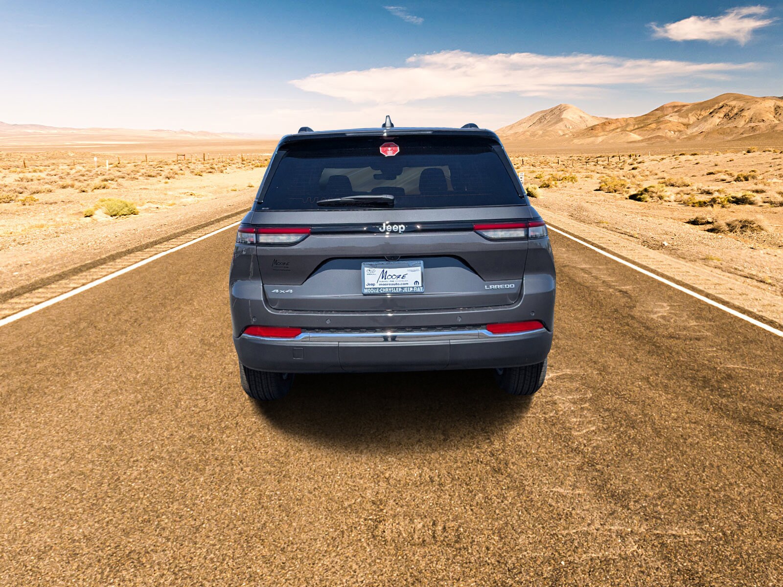 2025 Jeep Grand Cherokee Laredo X photo 4