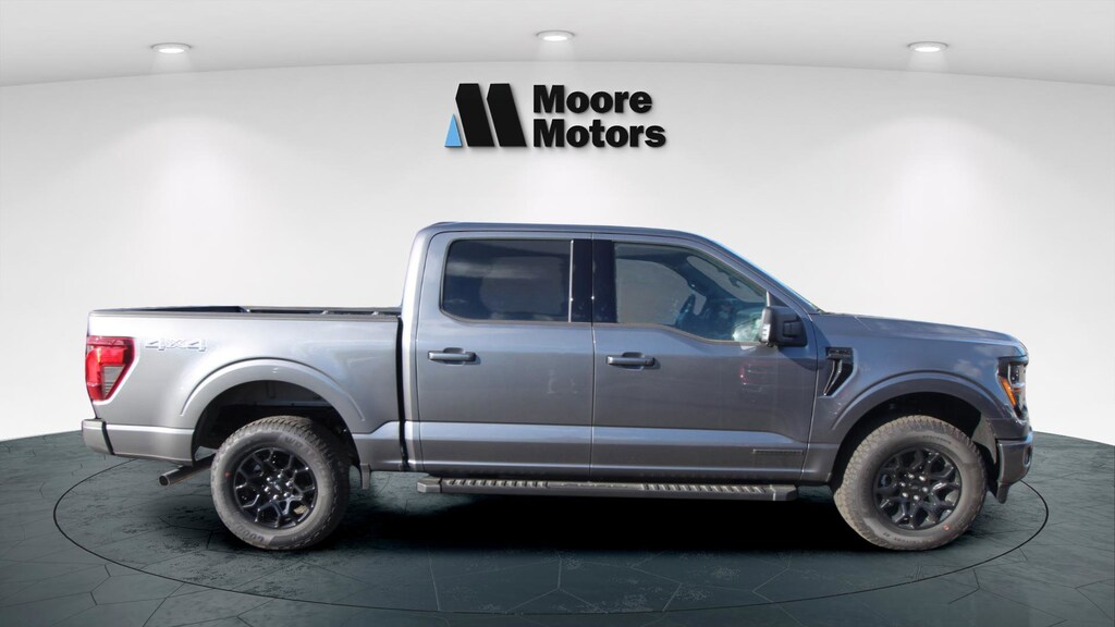 New 2025 Ford F-150 XLT Truck SuperCrew Cab