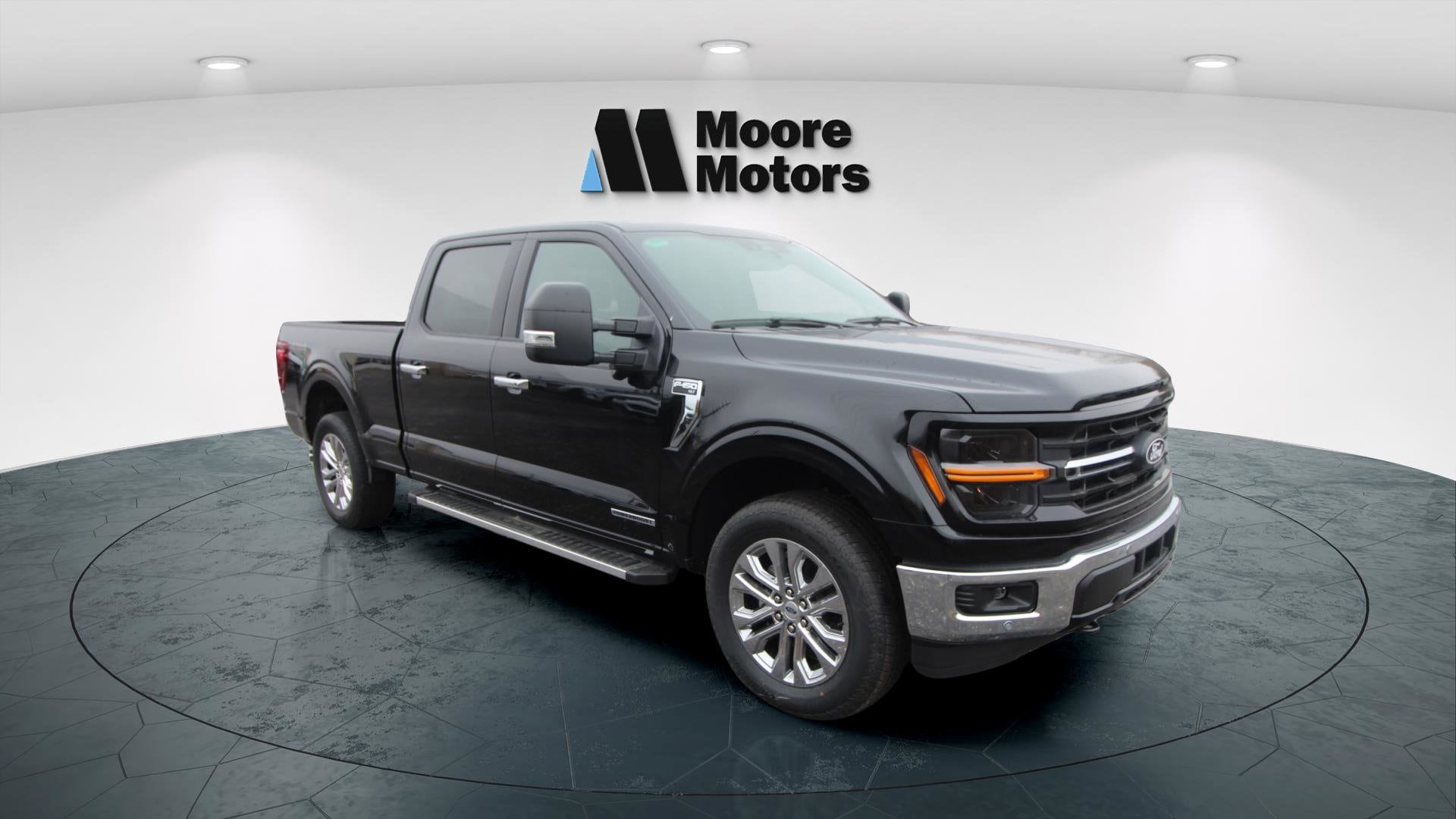 2025 Ford F-150 XLT's photo