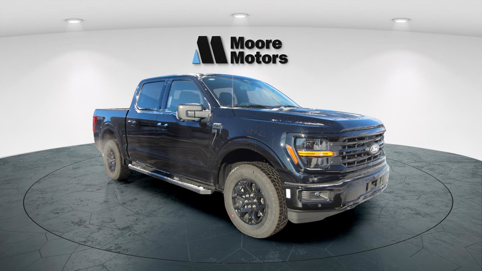 2025 Ford F-150 XLT's photo