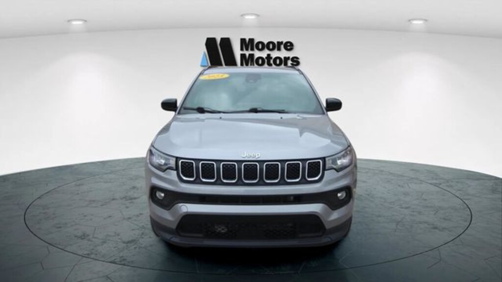 Used 2023 Jeep Compass Latitude Lux SUV