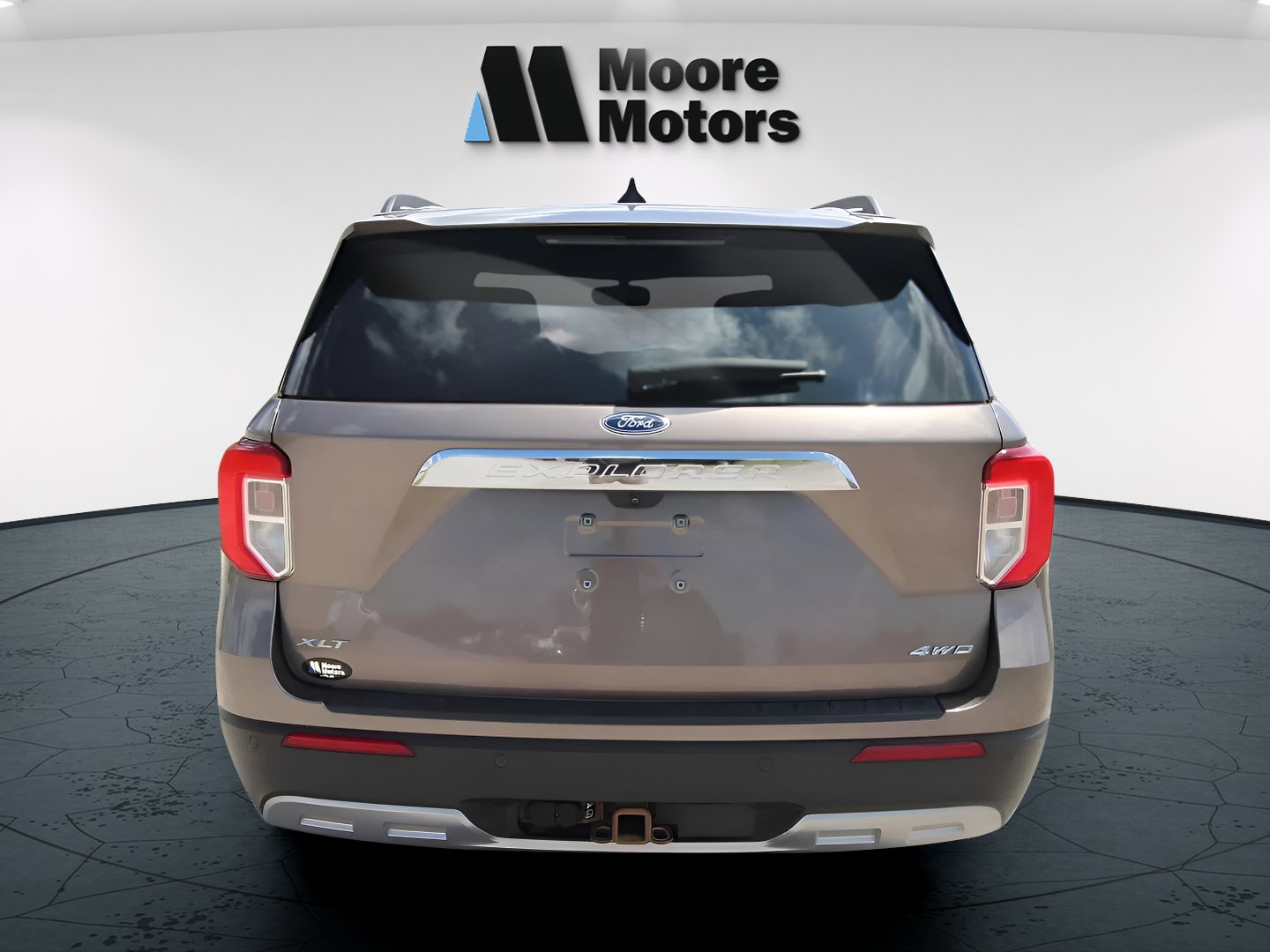 2021 Ford Explorer XLT photo 4