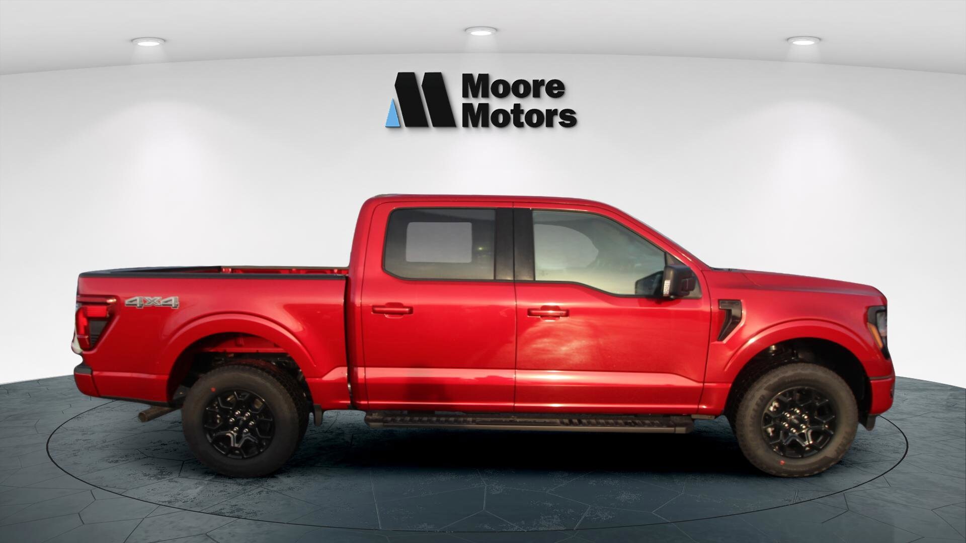 2025 Ford F-150 XLT photo 2