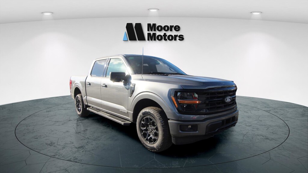 New 2025 Ford F-150 XLT Truck SuperCrew Cab