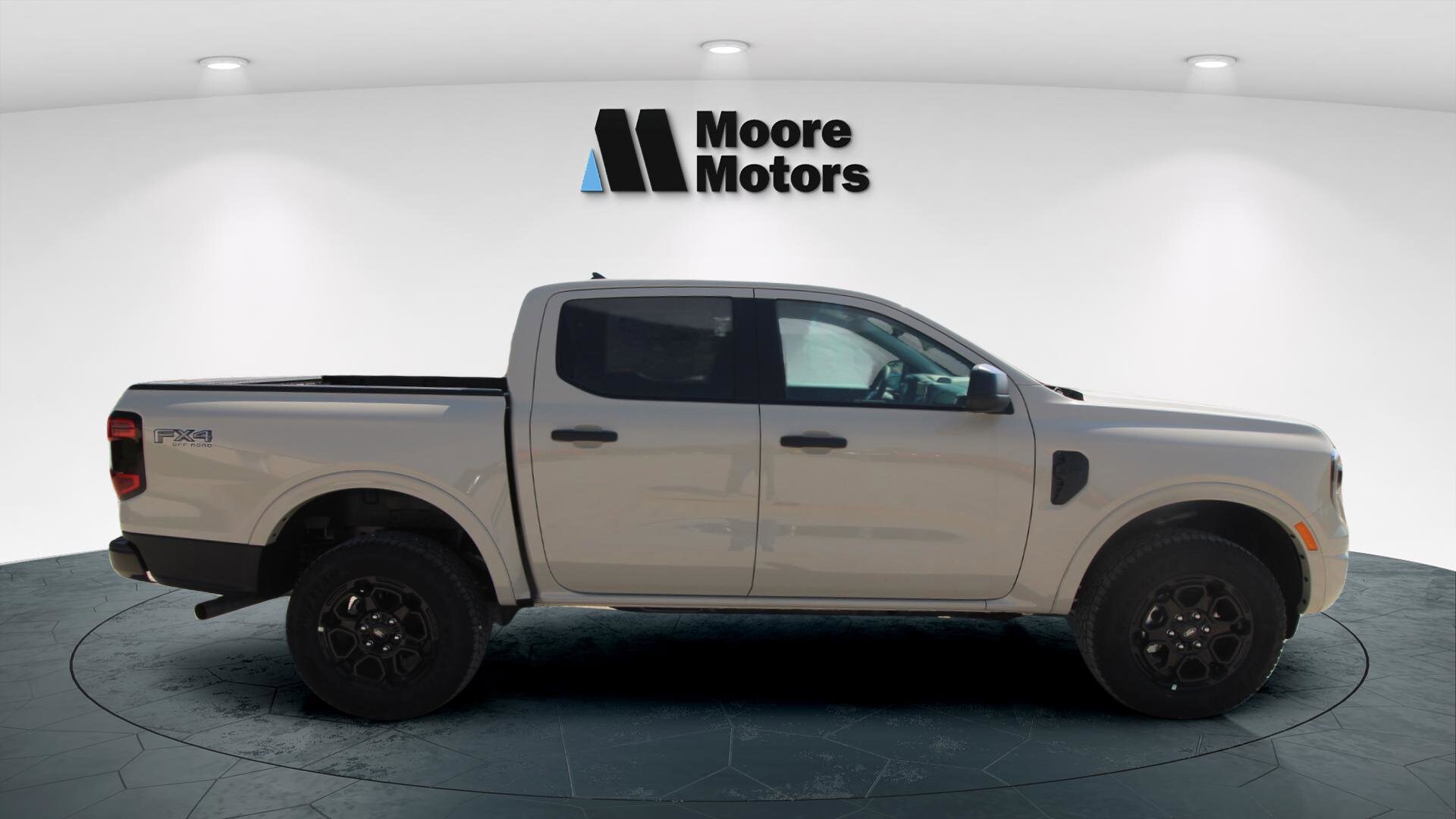 2025 Ford Ranger XLT photo 2