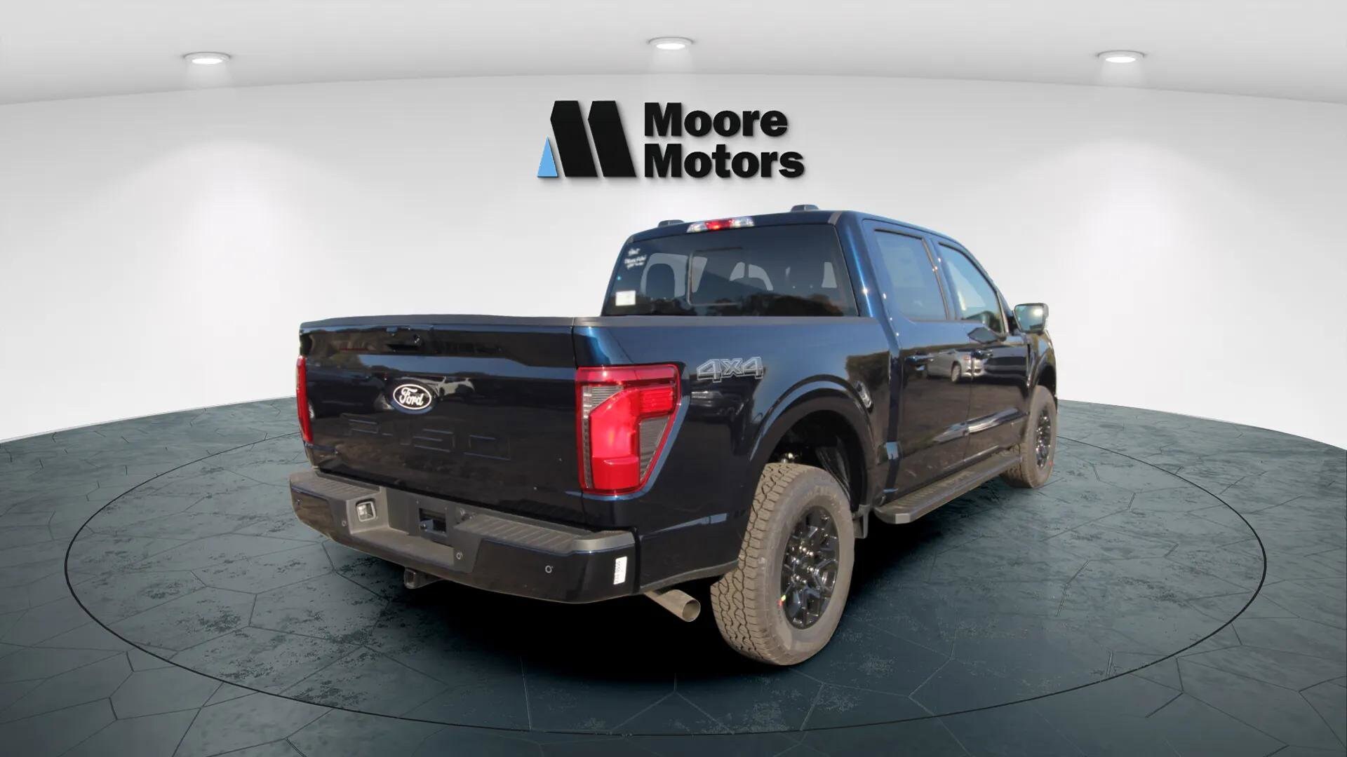 2025 Ford F-150 XLT photo 4