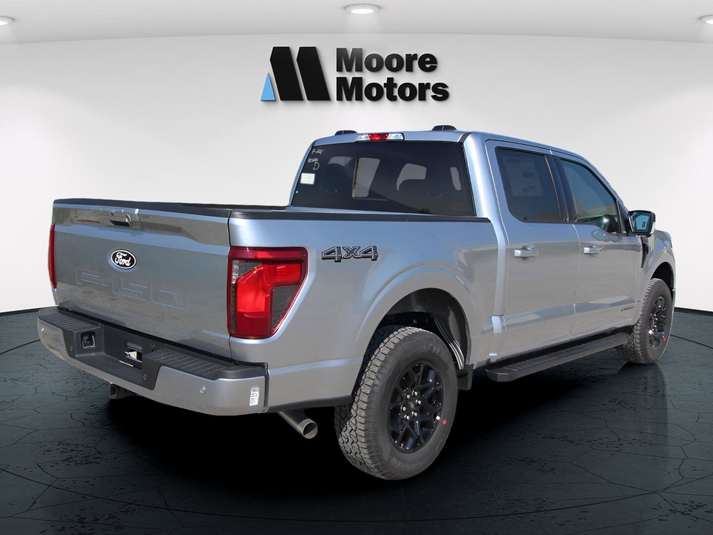 2025 Ford F-150 XLT photo 3