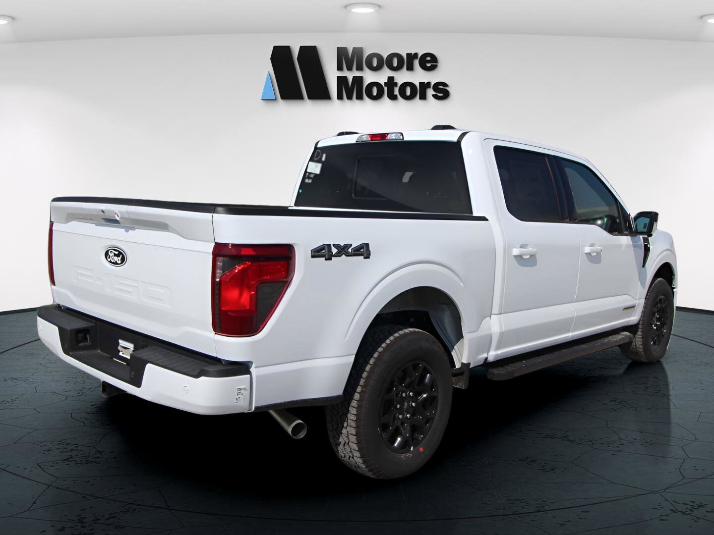 2025 Ford F-150 XLT photo 3