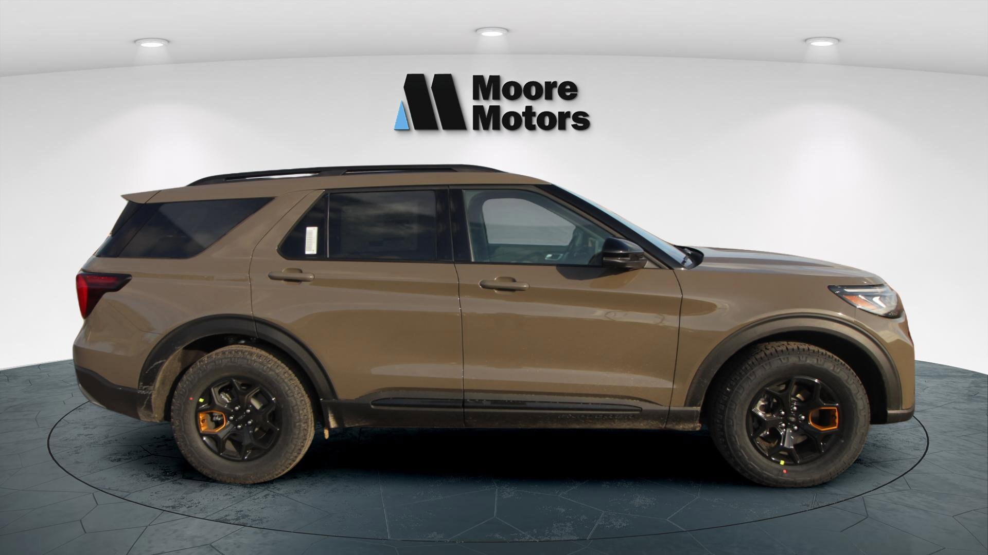 2026 Ford Explorer photo 2