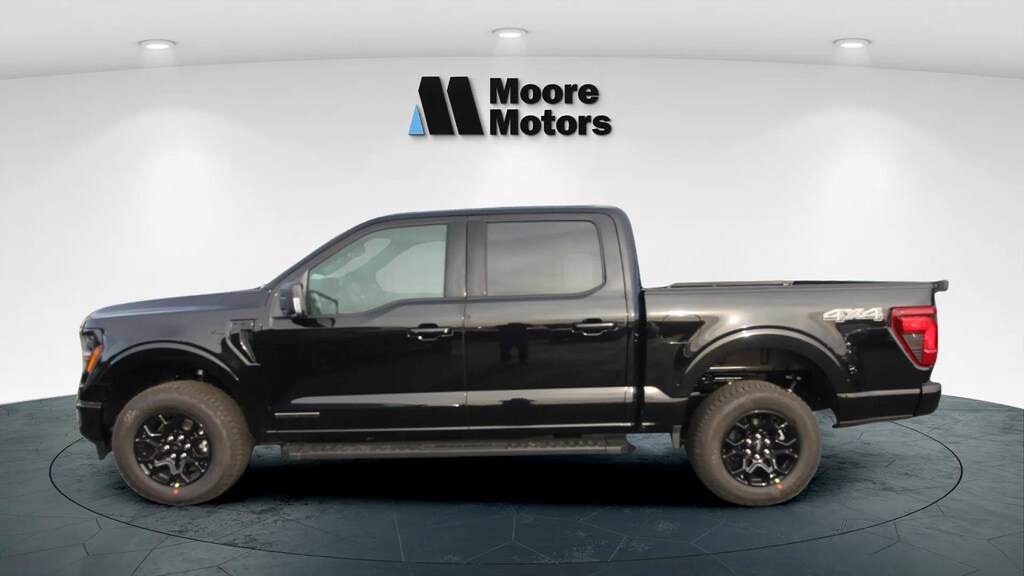 New 2025 Ford F-150 XLT Truck SuperCrew Cab