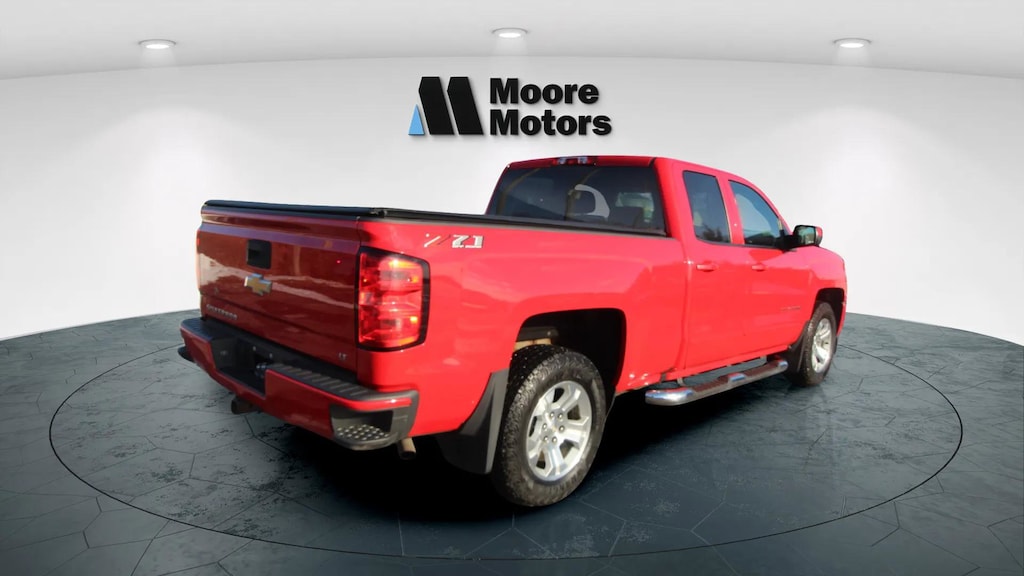Used 2018 Chevrolet Silverado 1500 LT w/2LT Truck Double Cab