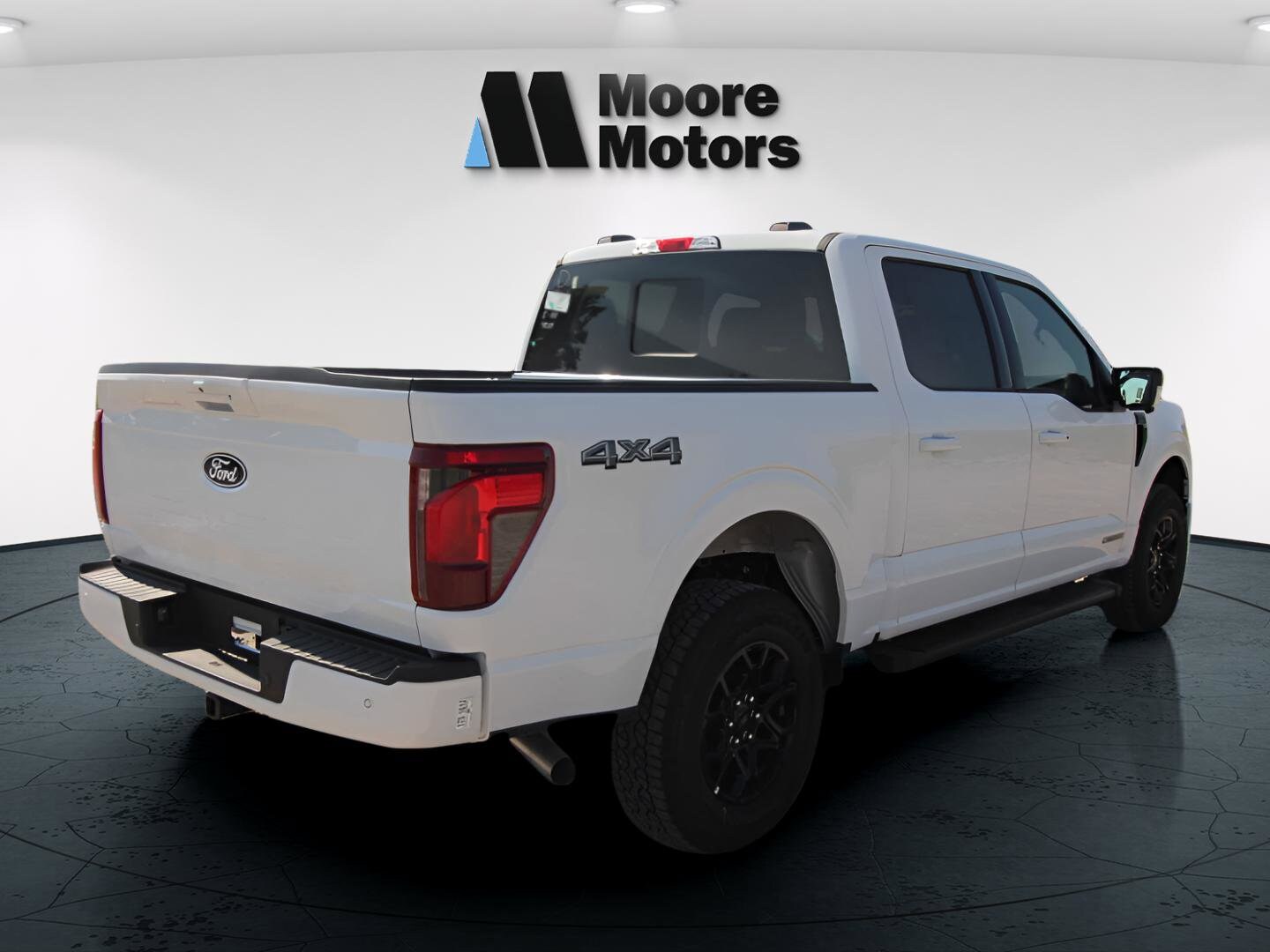 2025 Ford F-150 XLT photo 4