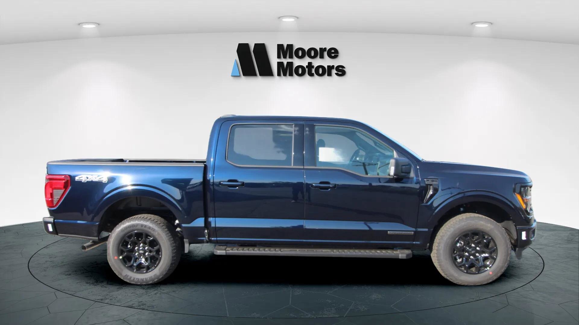 2025 Ford F-150 XLT photo 3