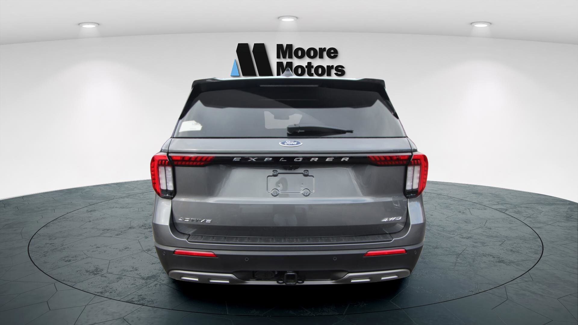 2026 Ford Explorer photo 3