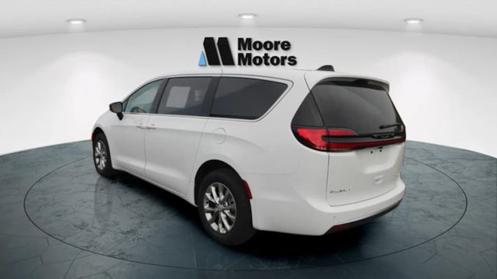 New 2027 Chrysler Pacifica SELECT Passenger Van