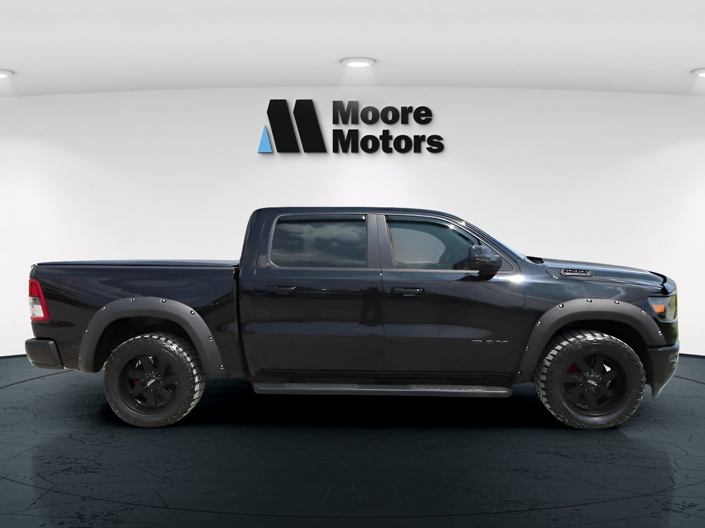 Used 2020 RAM Ram 1500 Pickup Big Horn/Lone Star with VIN 1C6SRFFT6LN184488 for sale in Caro, MI