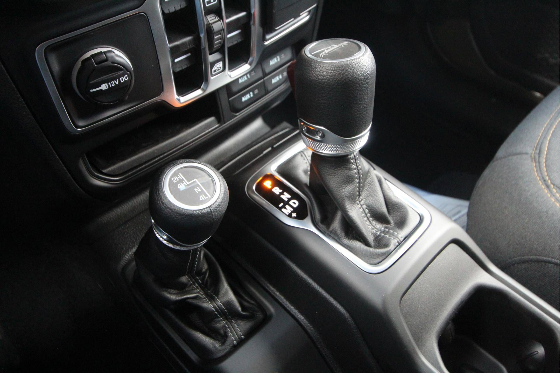2025 Jeep Gladiator Sport S - Photo 29