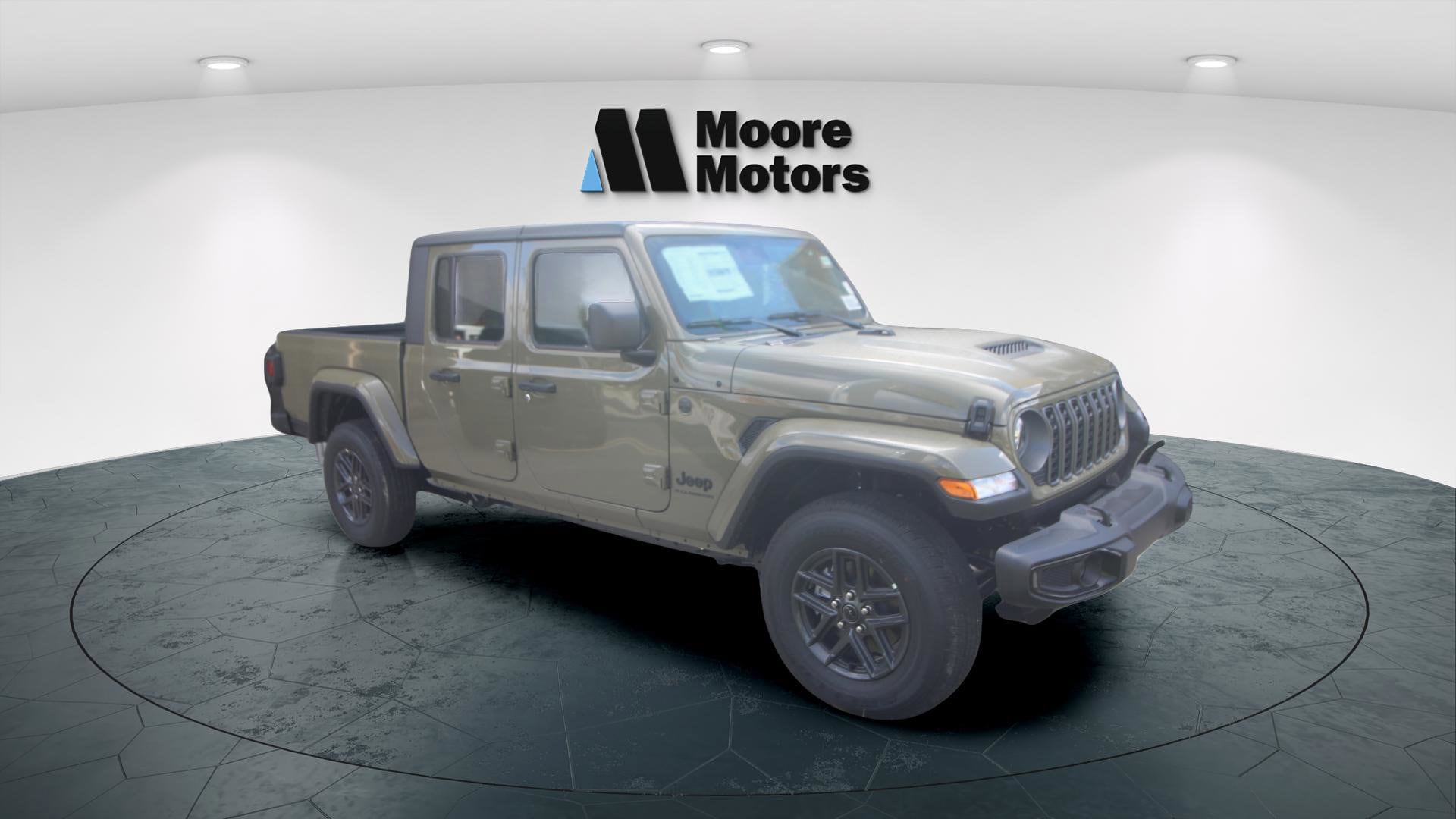 2025 Jeep Gladiator Sport S's photo