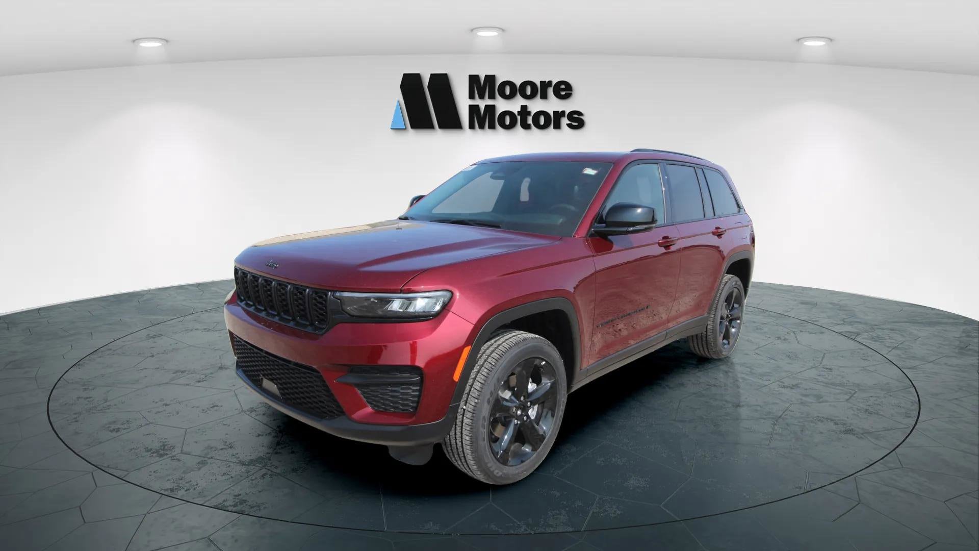 2025 Jeep Grand Cherokee Laredo