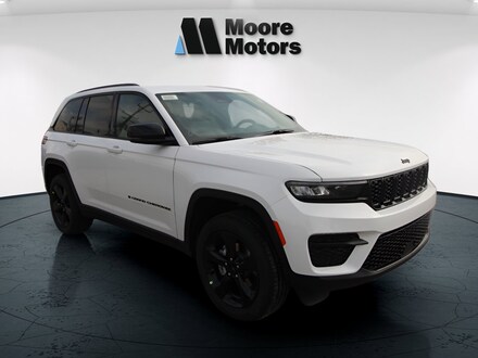 2025 Jeep Grand Cherokee Laredo Sport Utility