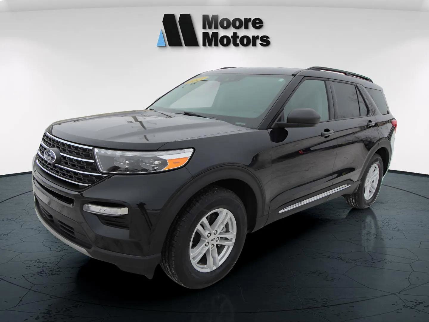 2023 Ford Explorer XLT - Photo 8