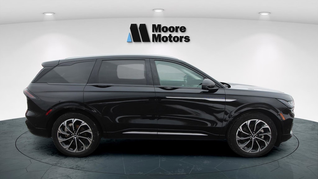 Used 2024 Lincoln Nautilus Reserve SUV