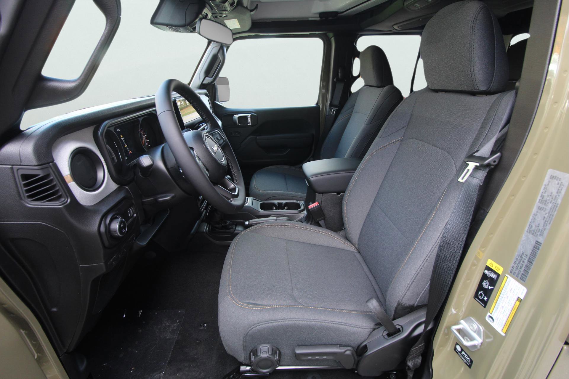 2025 Jeep Gladiator Sport S - Photo 20