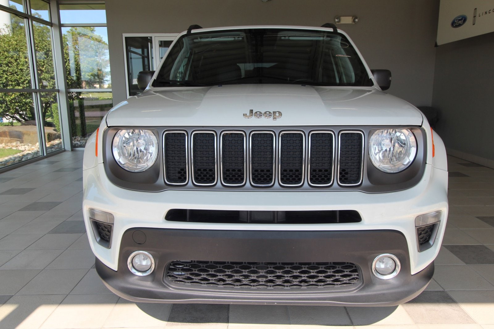 Used 2021 Jeep Renegade Limited with VIN ZACNJDD17MPM60508 for sale in Caro, MI