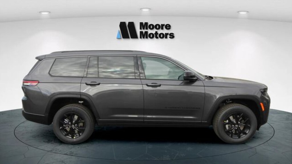 New 2026 Jeep Grand Cherokee L LAREDO ALTITUDE 4X4 Sport Utility