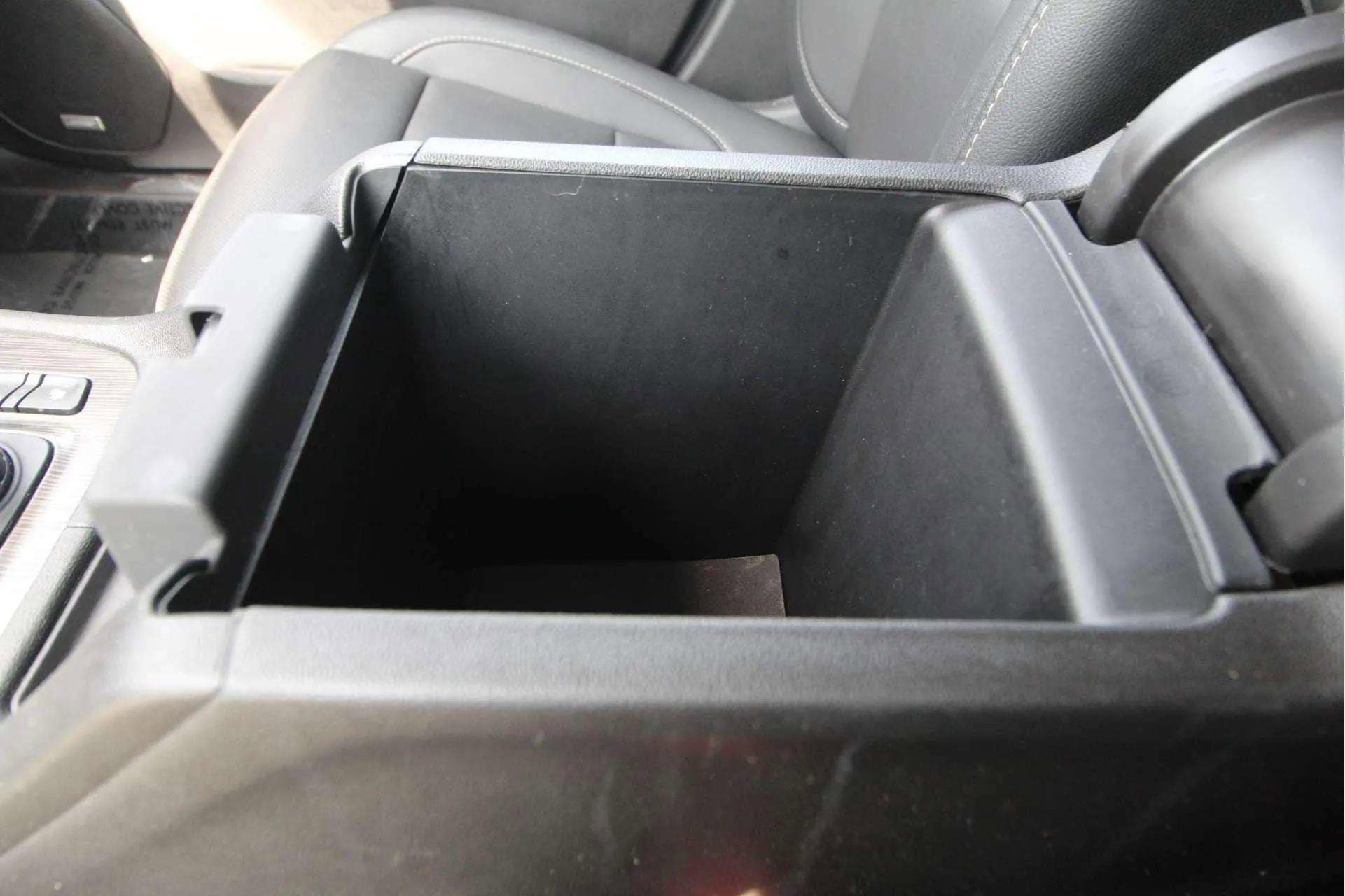 2023 GMC Acadia SLT - Photo 26