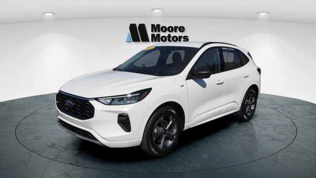 2024 Ford Escape ST-Line AWD's photo