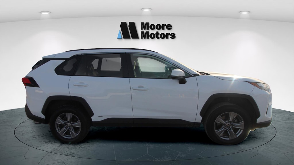 Used 2024 Toyota RAV4 Hybrid XLE SUV