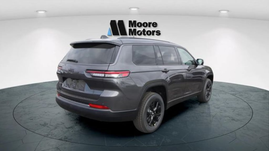 New 2026 Jeep Grand Cherokee L LAREDO ALTITUDE 4X4 Sport Utility