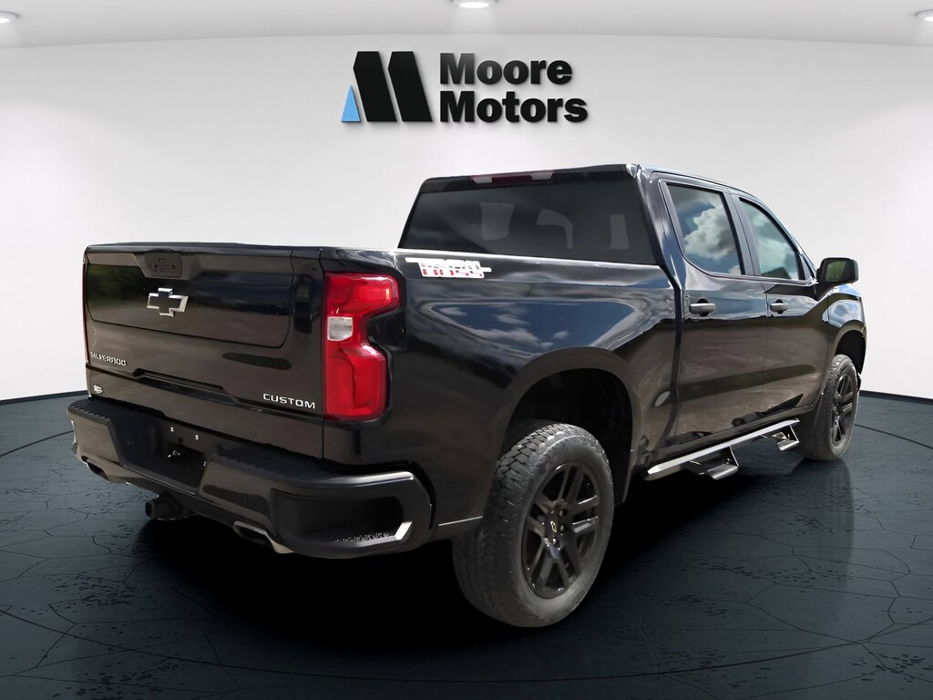 Used 2022 Chevrolet Silverado 1500 LTD Custom Trail Boss Truck Crew Cab