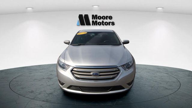 Used 2018 Ford Taurus SEL with VIN 1FAHP2H89JG124013 for sale in Caro, MI