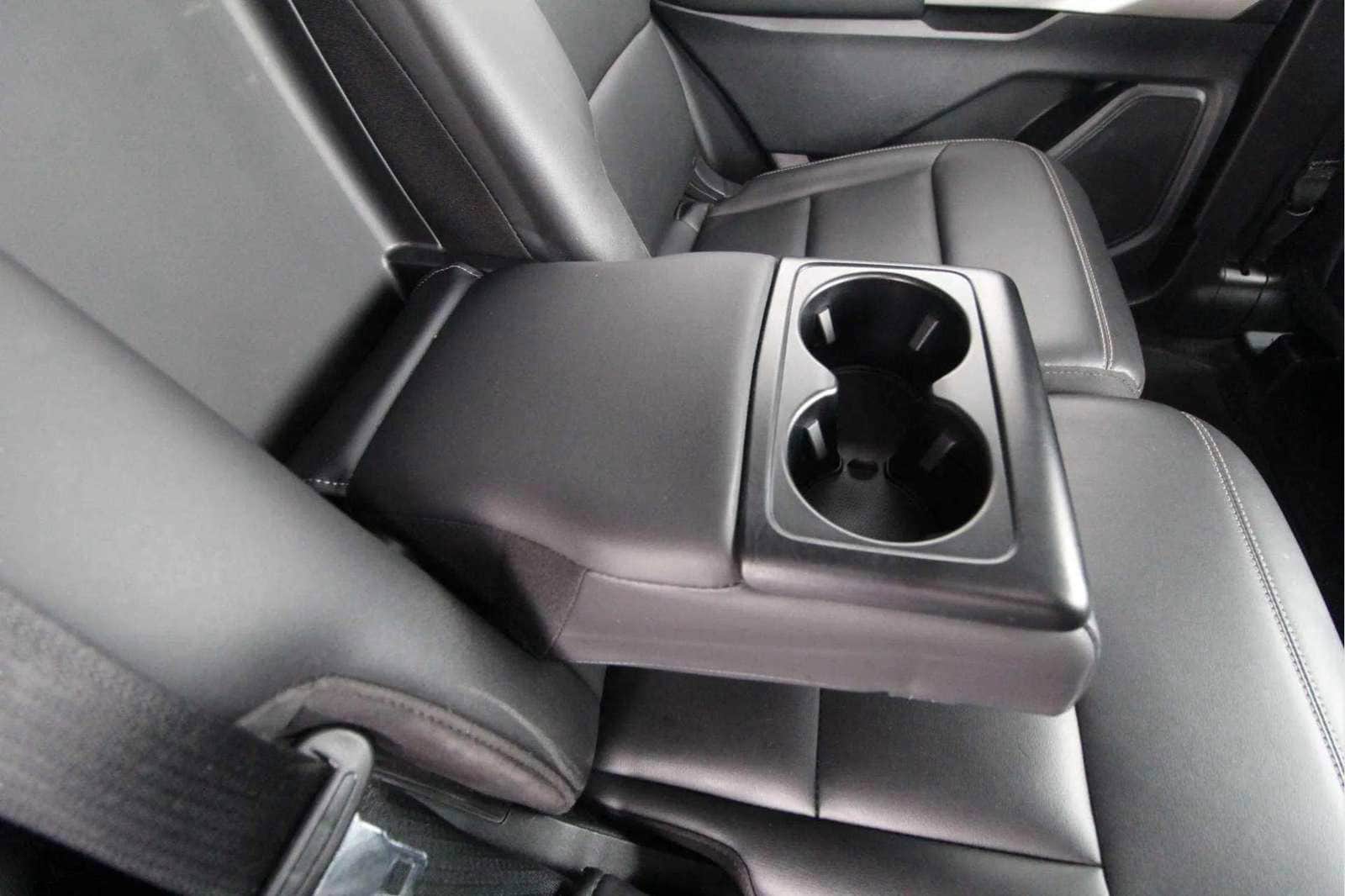 2023 Ford Explorer XLT - Photo 30