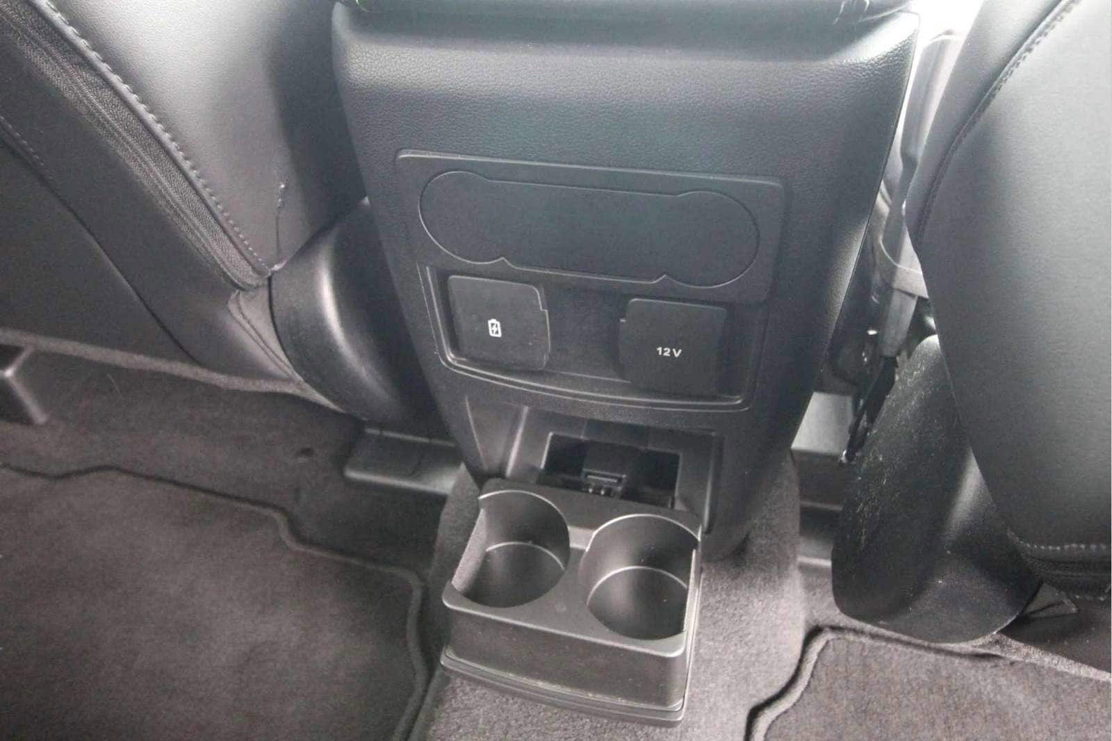 2023 Ford Explorer XLT - Photo 31