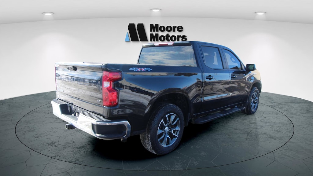 Used 2024 Chevrolet Silverado 1500 LT Truck