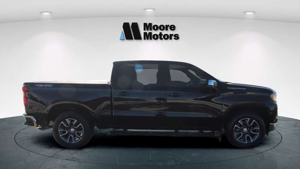 Used 2024 Chevrolet Silverado 1500 LT Truck