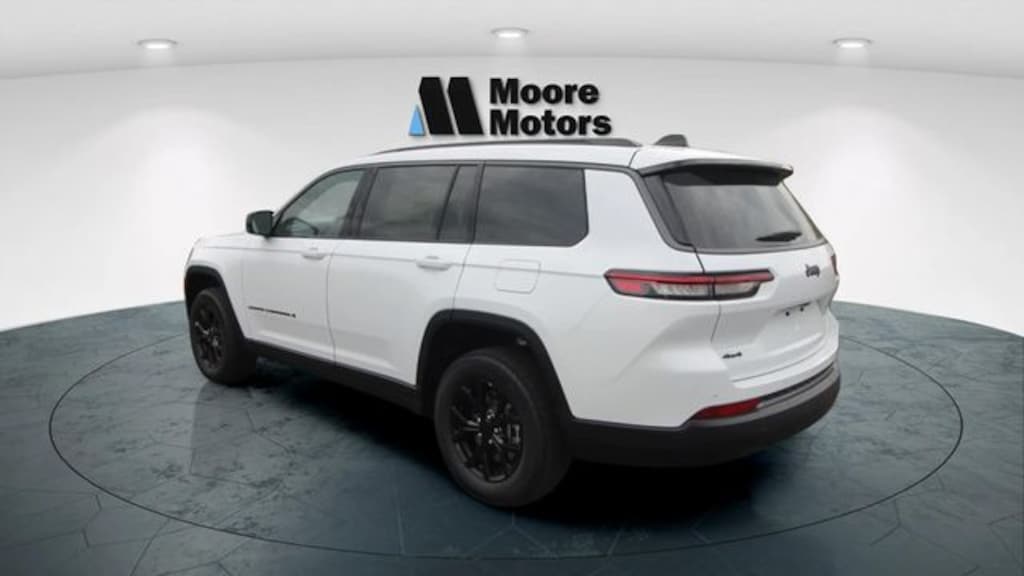 New 2026 Jeep Grand Cherokee L LAREDO ALTITUDE 4X4 Sport Utility