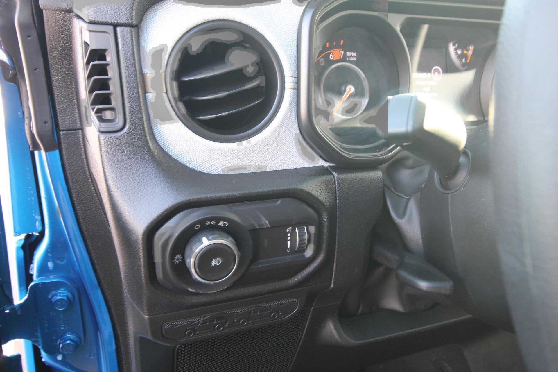 2026 Jeep Wrangler 4-Door Sport - Photo 17