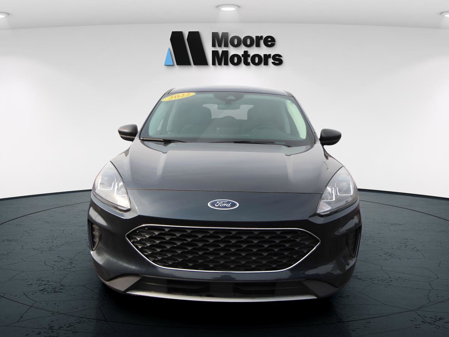 Used 2022 Ford Escape SE with VIN 1FMCU0G60NUA93626 for sale in Caro, MI