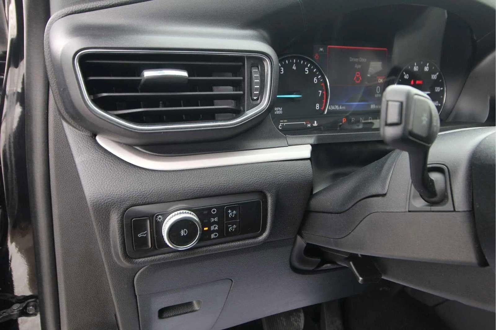 2023 Ford Explorer XLT - Photo 13