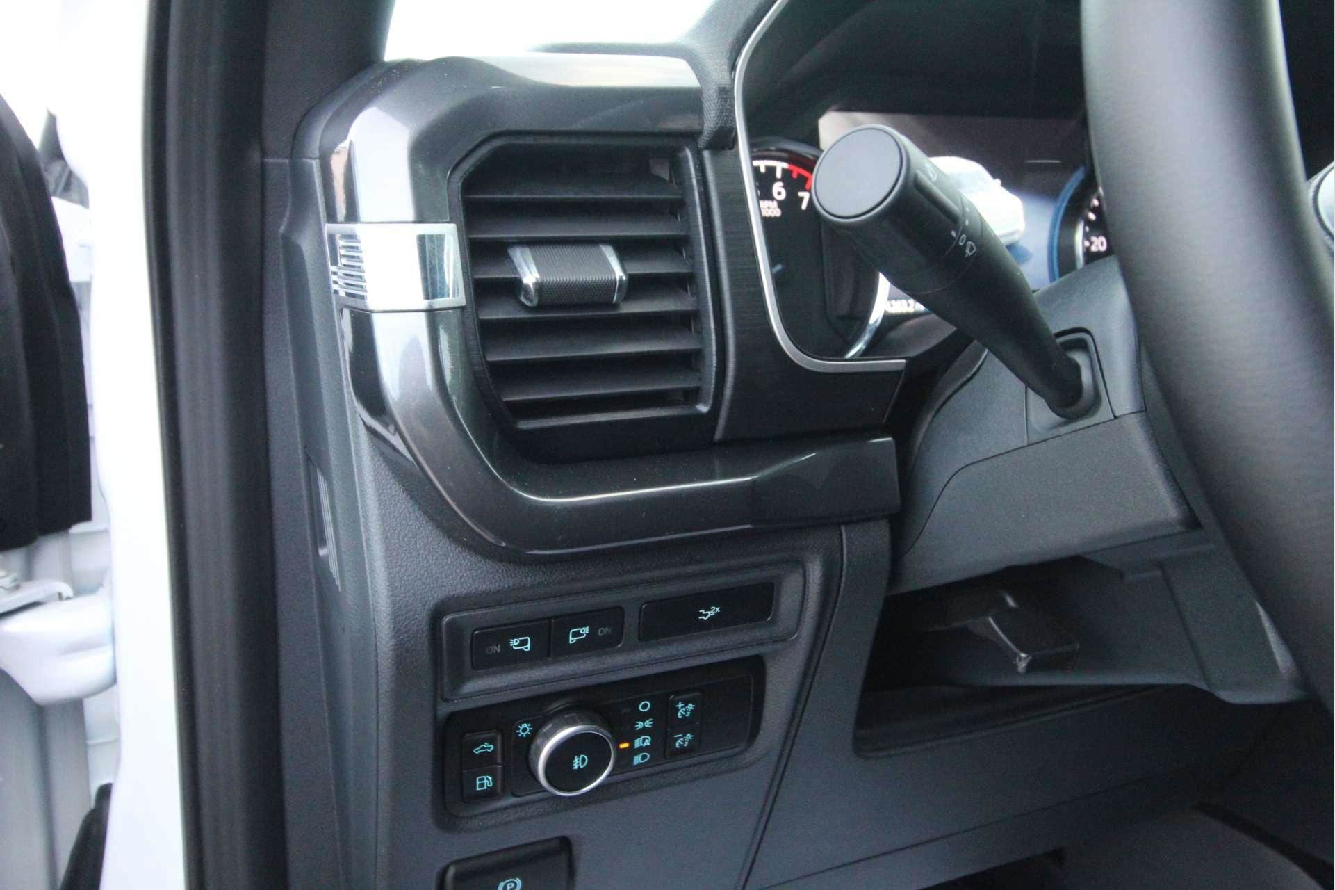 2023 Ford F-150 XLT - Photo 13