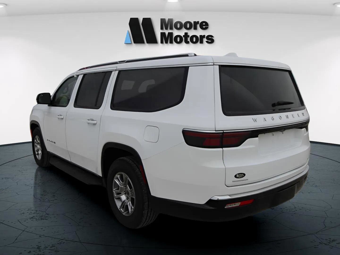 2023 Jeep Wagoneer L Base photo 4