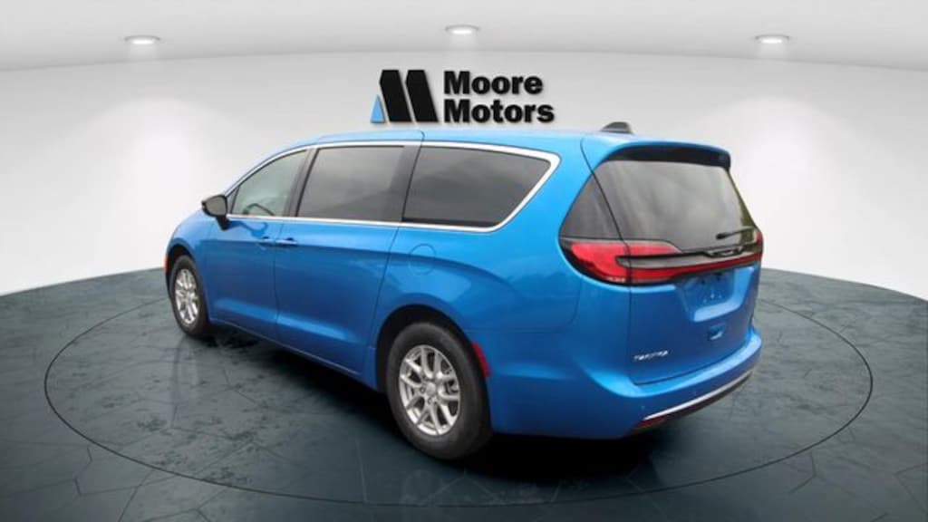 New 2027 Chrysler Pacifica SELECT Passenger Van