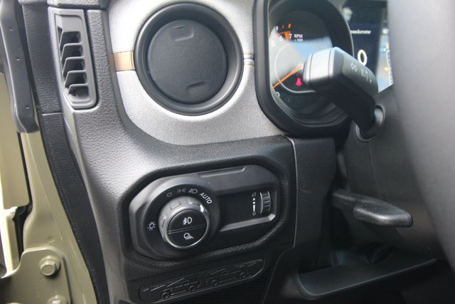 2025 Jeep Gladiator Sport S - Photo 18